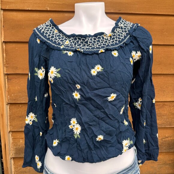 Aeropostale Navy Blue Off the Shoulder Daisy Floral Crop Top Size M - Picture 1 of 8